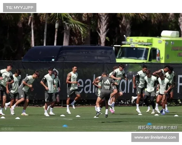 世俱杯裁判视角引热议:微型摄像头 + 实时回放 球迷点赞沉浸式观赛 世俱杯裁判视角引热议:微型摄像头 + 实时回放 球迷点赞沉浸式观赛